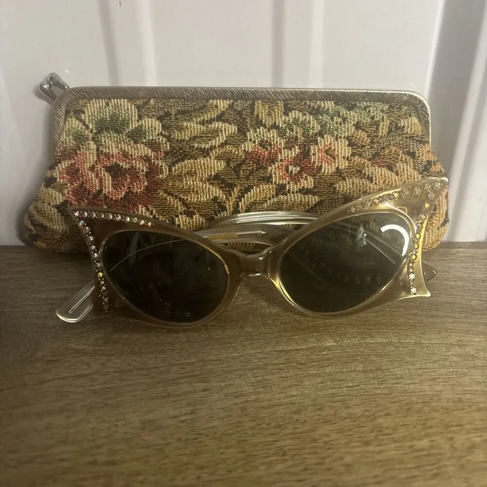 Vintage French Rhinestone Cat Eye Sunglasses w/soft Case EUC